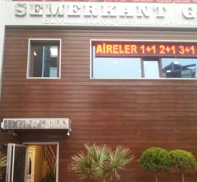 HAYRİ ALTAY'LA EN TREND'LER KÖŞESİ: ENES SU SEMERKANT GYO
goo.gl/YhVCDd

#Sevdiğim1Şehir <a href="/HayriAltay/">Hayri Altay</a>