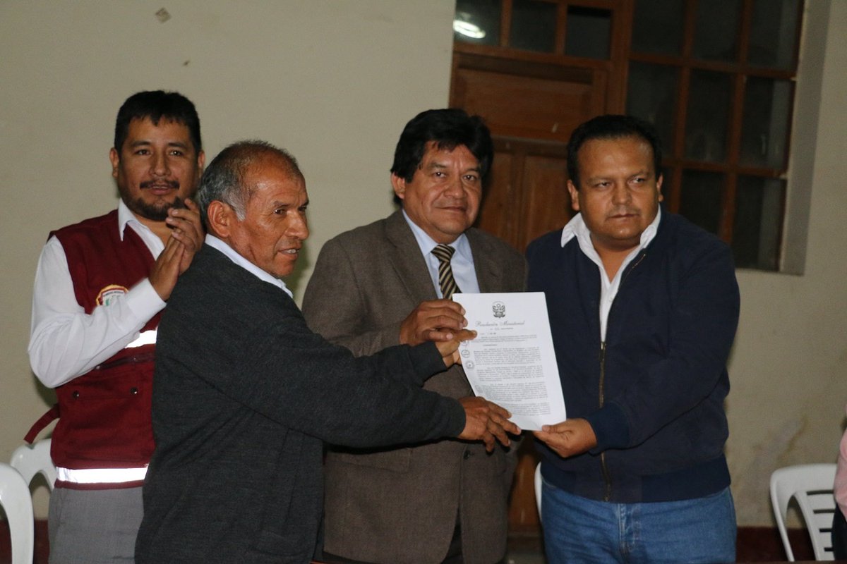 Construcción d pistas y veredas en el pueblo joven de Yuraq Yuraq y Belén, Huamanga-Ayacucho goo.gl/Iar7ev