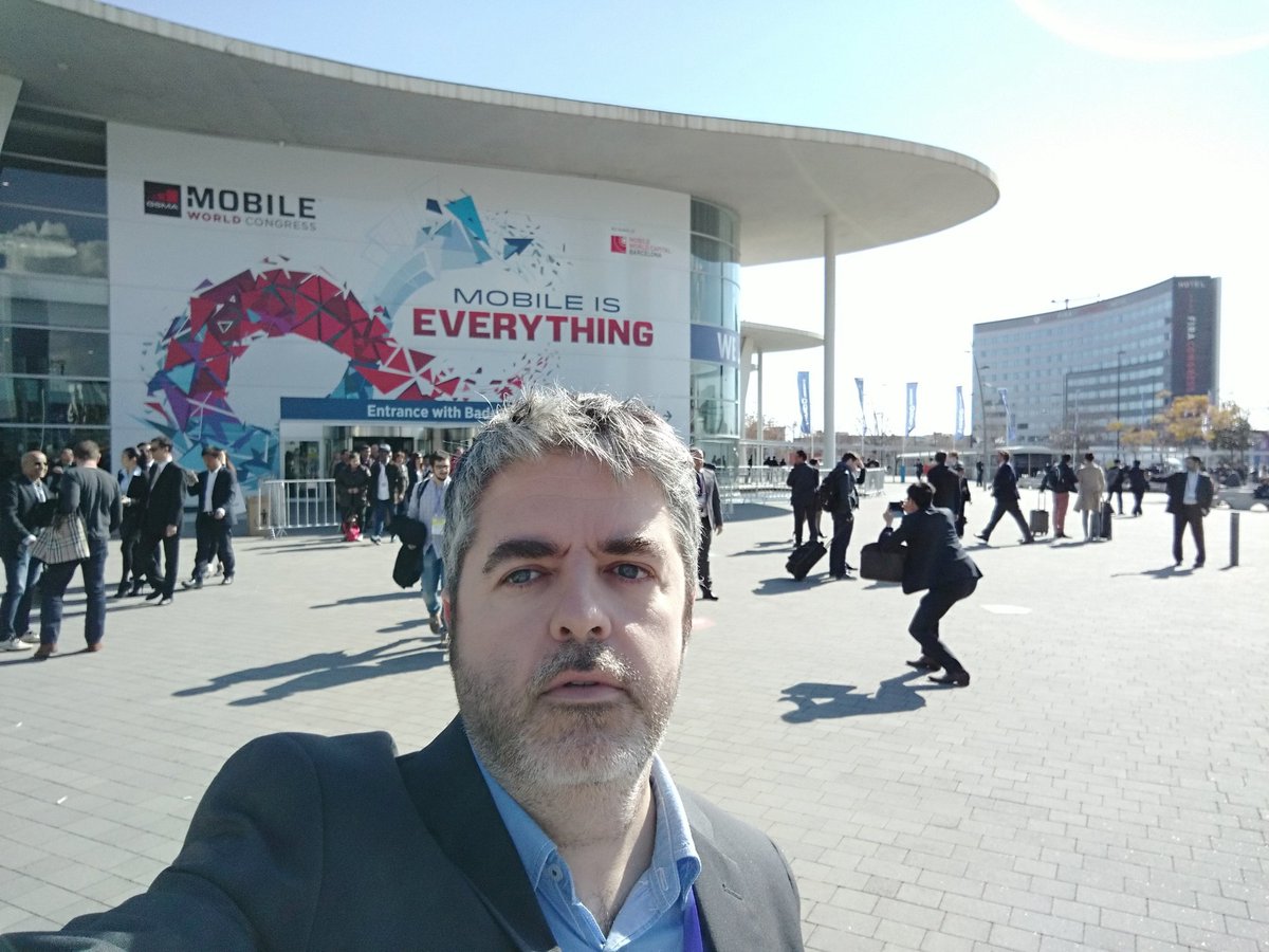 JardiBots's tweet photo. Great days at #4YFN and #MWC16! Awesome opportunities created through hard work. Back to the office hypercharged! https://t.co/kiCquecSh3