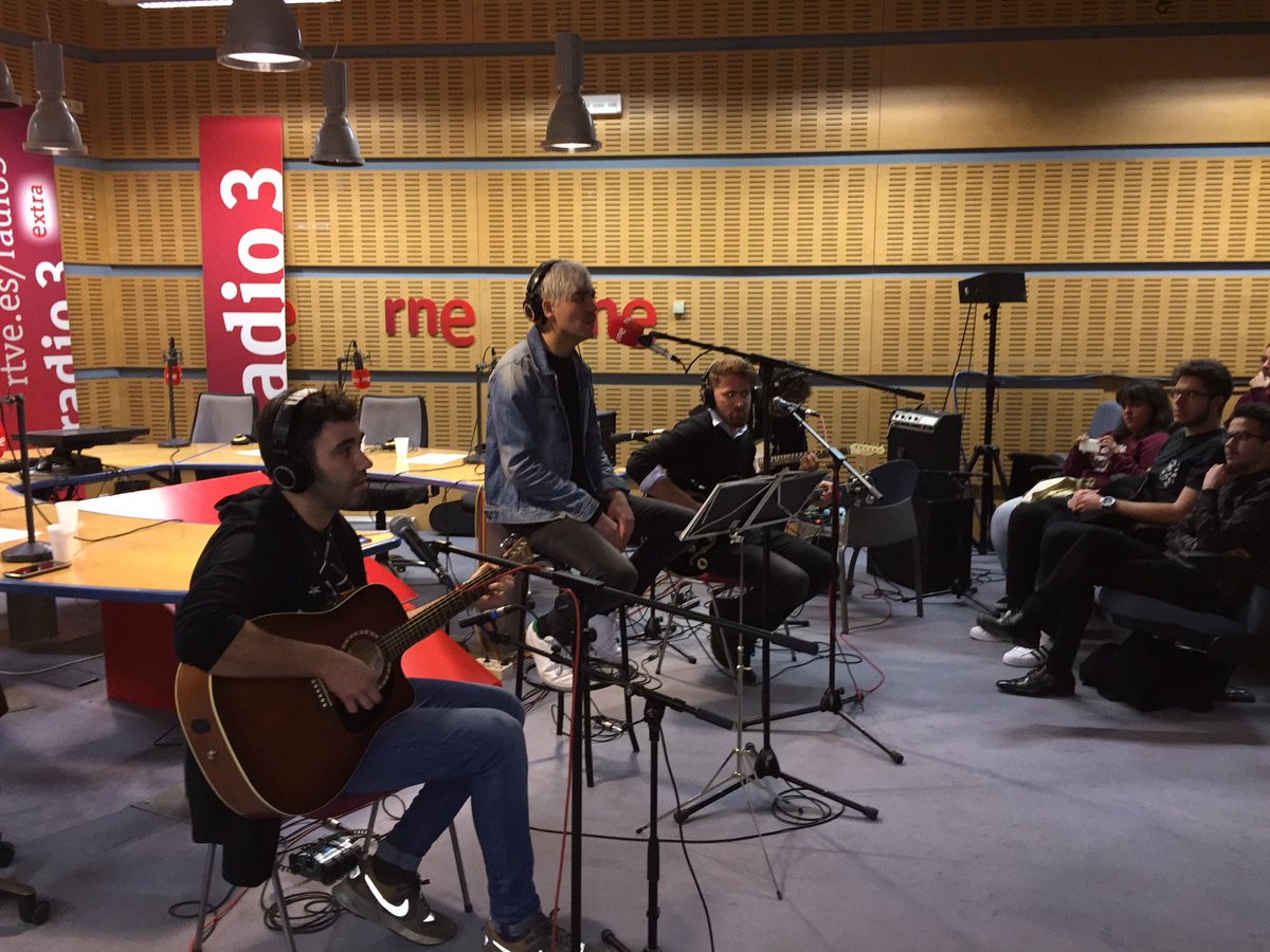 rtve's tweet photo. #180GradosDetroit ¿Te has perdido el estreno de @misscaffeina en @radio3_rne ? ¡Lo tenemos! https://t.co/aT2ev8F09o https://t.co/IZ9FaPCksh