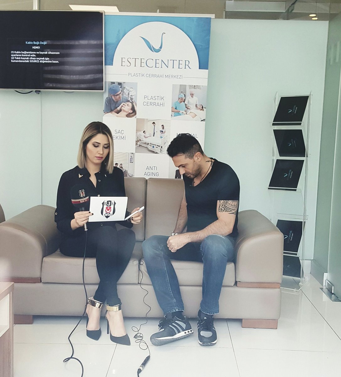 estecenter's tweet photo. Bugün #AhmetDursun #Estecenter 'da #BjkTv 'ye #röportaj verdi 👊 https://t.co/MHLa9kZvZQ
