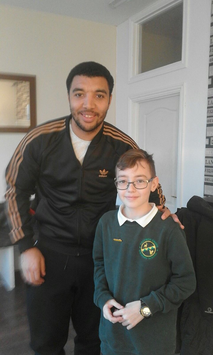 colette_allaway's tweet photo. @T_Deeney amazing meeting my hero thanks for your time with Rhys Allaway #trulytrusted  #barbers #comeonu'orns ⚽️🐝👏🏻 https://t.co/7IUfRrW2tu