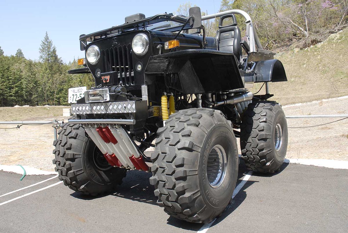 WindageTray's tweet photo. Forgot how to Jeep https://t.co/qB1siuRwKR