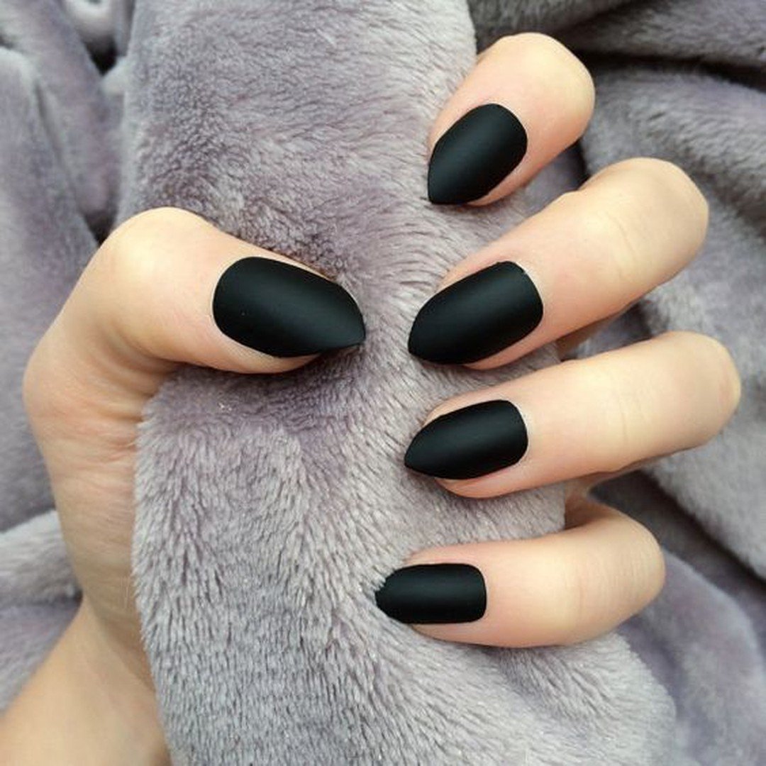 Missguided's tweet photo. MATTE BLACK 💣 #inspo https://t.co/eHiJLKwaWK