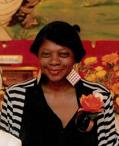 NYDailyNews's tweet photo. Family says South Carolina woman died in police custody because she was not given any water https://t.co/RJFbcTXZyV https://t.co/TPRBiPUjW5