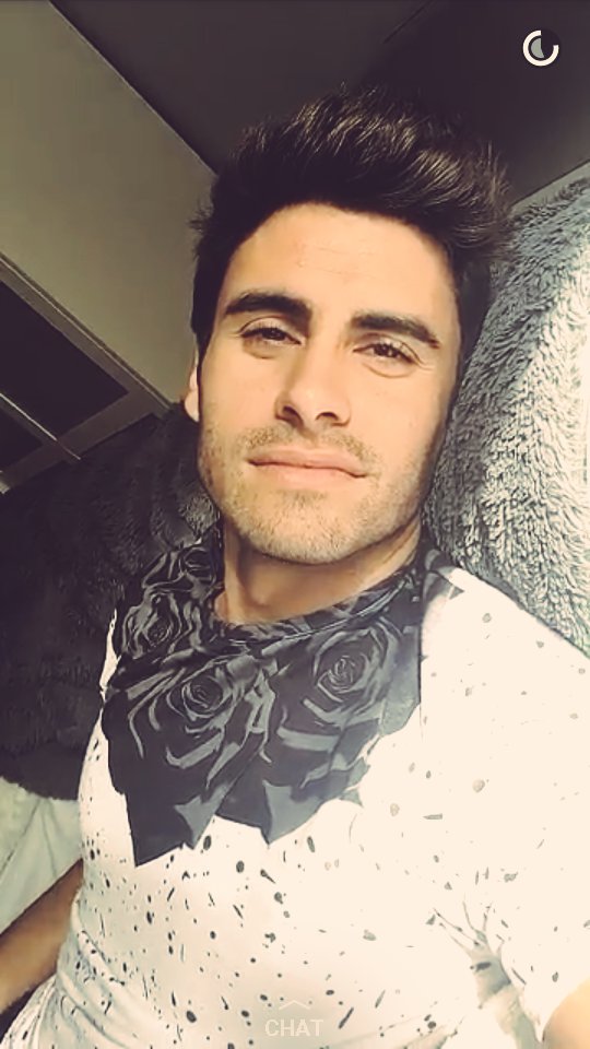 Elena_BB98's tweet photo. La mejor alegría es saber que @NoelBayarri vuelve a myhyv #Quealegria #elMejor #mojopicon #potent #enamoráDeÉl https://t.co/3Goxn4kRiM