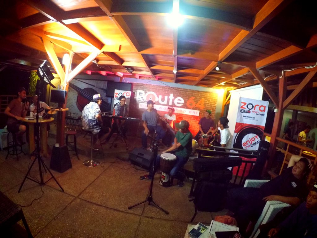 dengerin 90.1 Fm Zora Radio Bandung Live On Air RaBa #ZoraIndieAir #ZoraRadioBdg #Cawawaw @zoraradio @zoraindieair