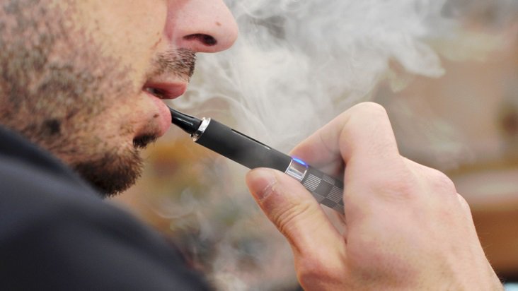 Sale or possession of electronic cigarette (e-cigarette) banned in Qatar  https://t.co/jmgr3BdyQB
