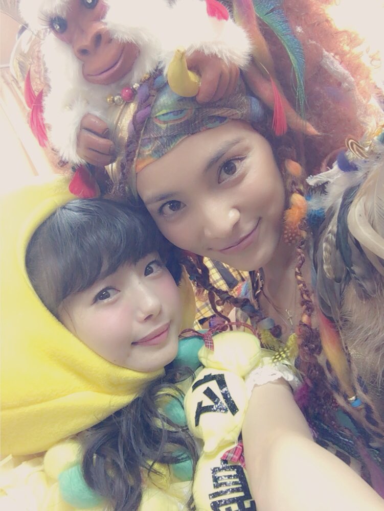 miorin_lemon212's tweet photo. 大好きな秋元さん！才加さん！
とまた一緒に舞台に立つことが出来て本当に嬉しいです😭💕
開演前に才加さんがお話して下さって思わずレモン汁がこぼれました🍋
舞台の上の才加さんの姿は本当に神様のようでした✨有り難やです🙏
一生好きです💕 https://t.co/cLc9fYn1Yh