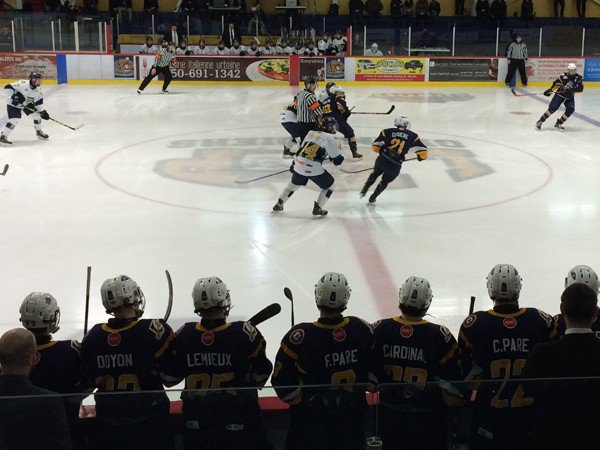 Chevaliersaaa's tweet photo. Défaite de 5 à 2 des #Commandeurs dans le match 2 de la série contre les @GrenadiersAAA : https://t.co/KLVz2muRZe https://t.co/zqthGh47RV