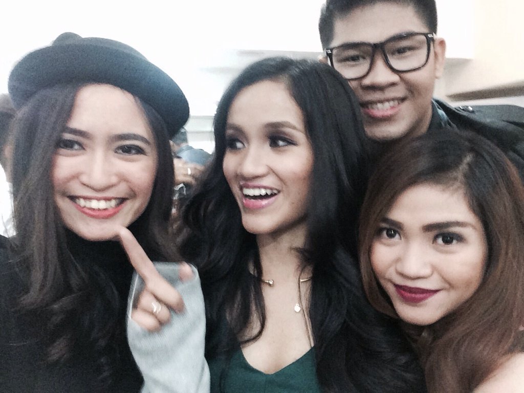 _carljoshua's tweet photo. Posting these bc bitches were so fiiiiiiiiiiiine @akaArveng @iamlouisezoleta #jhem https://t.co/o9AcKaqOtE