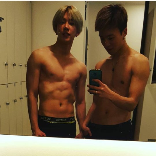 WOWBJOO's tweet photo. [#IG] 25.02.16 - Atualização de P-Goon (@PPPPPGoon) com B-Joo: "#viril" 
https://t.co/A6tokIQ9r4 https://t.co/XxQLi17WnM