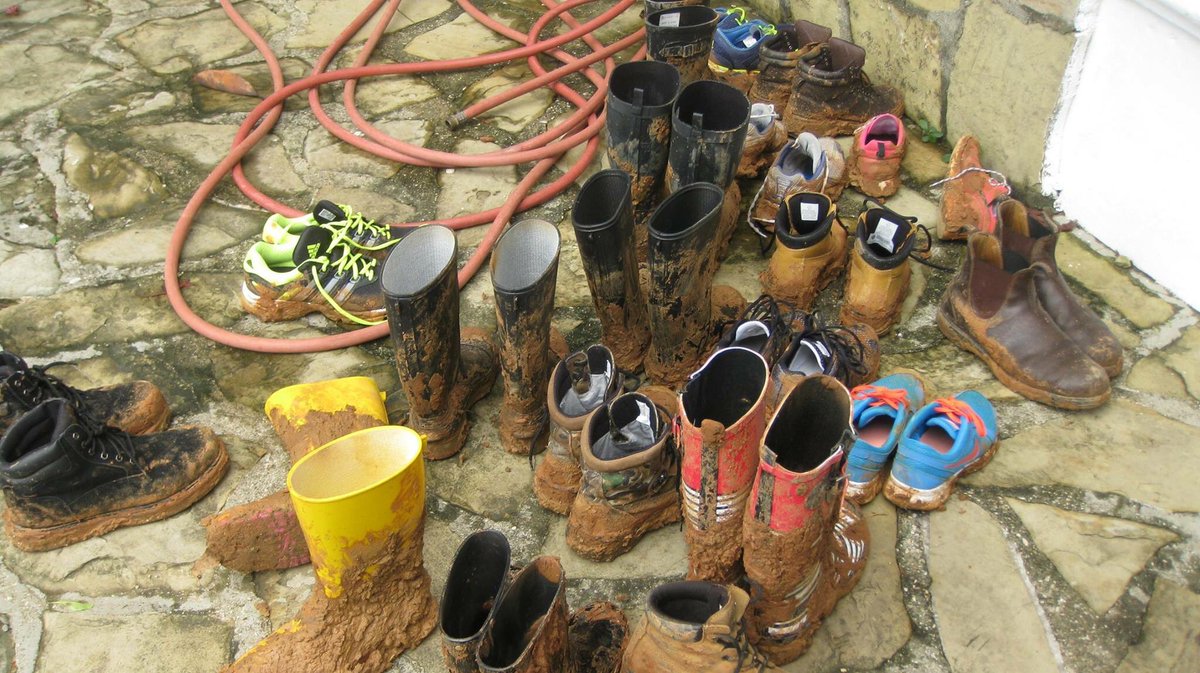 ErinFranchize's tweet image. "Learning can be messy at all levels". I would have to agree- photo from my recent #CarletonASB trip  #curci