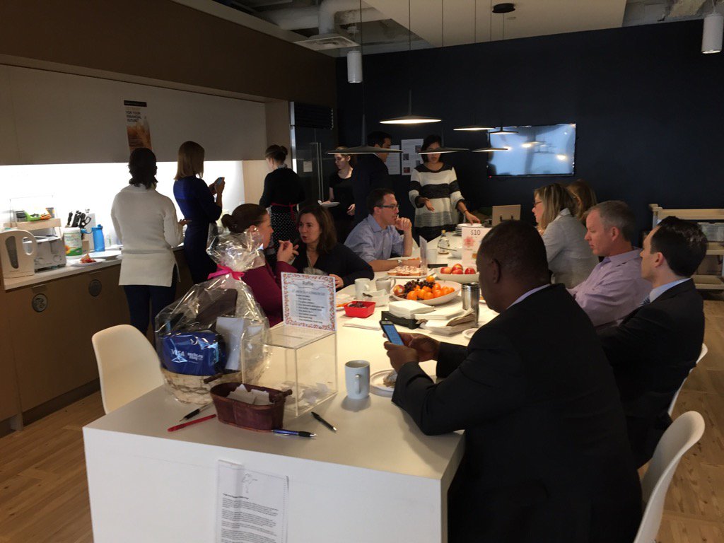 progers71's tweet photo. Pancake breakfast to raise for #Onewalktoconquercancer #visavolunteer. https://t.co/qWN54vR2aD