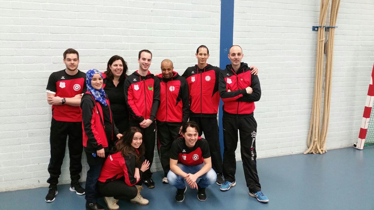 Geslaagde Sportmix in sporthal Hoograven #Dansen #Voetbal #Korfbal #Atletiek #Taekwondo #Turnen <a href="/HartenvoorSport/">Harten voor Sport</a>