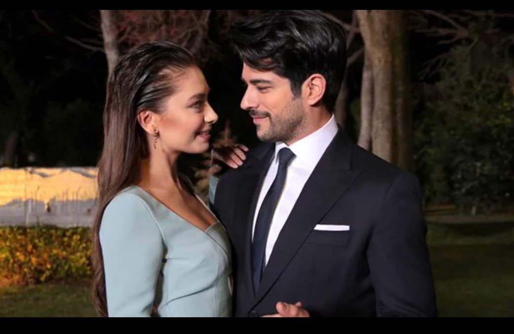 Ma_tr5's tweet photo. #KaraSevda

*الحب ليس سوا الوقوع تحت صاعقة مباغتة! https://t.co/tYmn1GhGIT