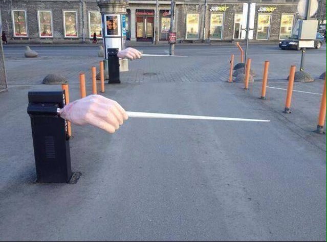 lavidademusico's tweet photo. Entrada al parking de la ópera de Estonia. https://t.co/ir56Yzi5fE