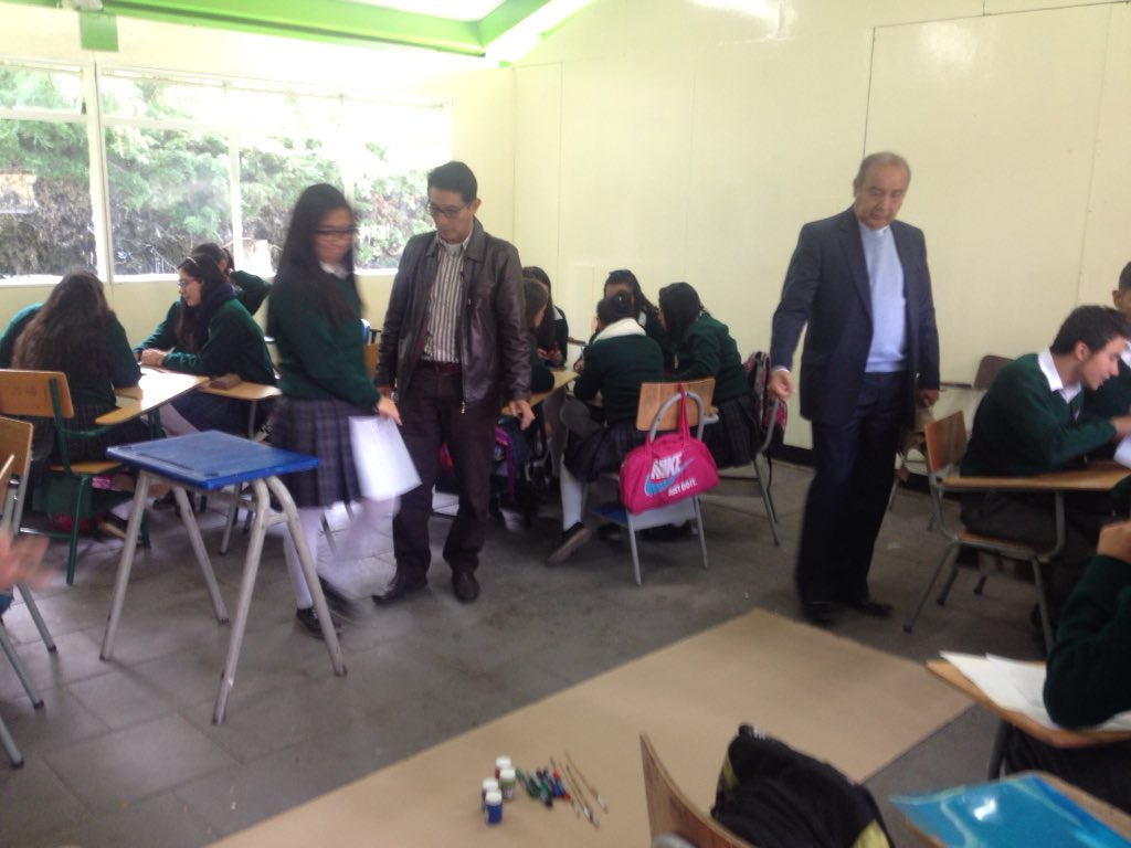 PieccUsaquen's tweet photo. #LaPazEsUnaNota en la IED Usaquén las y los Docentes y estudiantes se están preparando para el año de la paz https://t.co/VEB4RprfuG
