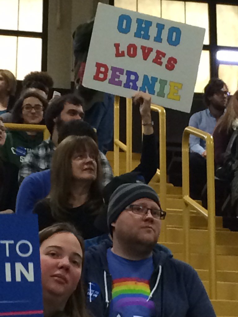 rnpowerohio's tweet photo. O-H-I-O loves Bernie! #BernieInTheCLE #WeAreBernie https://t.co/iZfAIo2f47