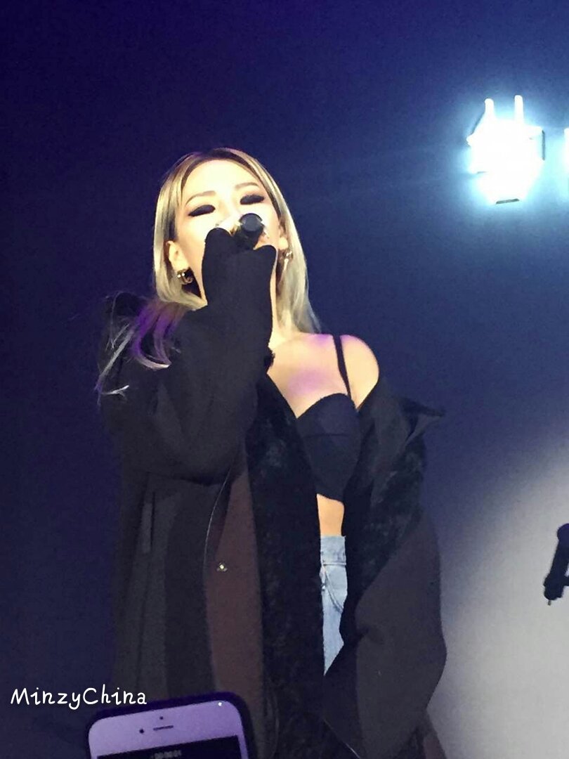 MinzyCN's tweet photo. HAPPY BIRTHDAY TO CL,CL 01.22 IN SHANGHAI ,from MinzyChina #CL #2NE1 https://t.co/Qhc4beAIEn