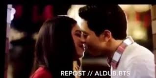 ravishinde9389's tweet photo. From Screen Kisses to .1st Real Kiss!😍😍
#ALDUB32ndWeeksary #OTWOLTheLastChance 
Don't miss=>https://t.co/8KUTVKpYBX https://t.co/IzBWWk6wcs