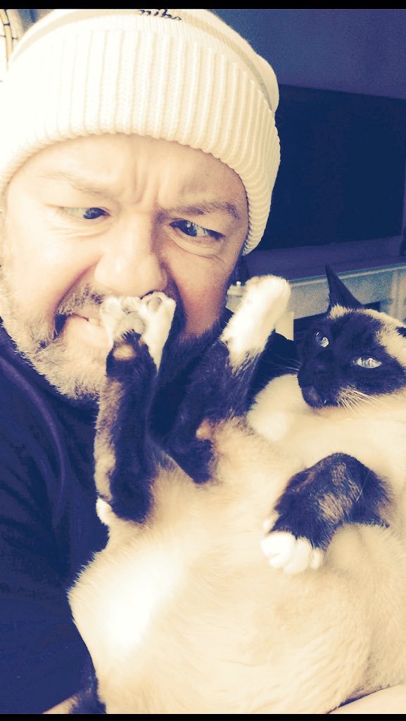 Ricky Gervais on Twitter: "Look at the pure contempt on her face