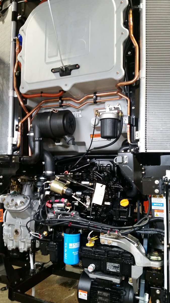 TKMidwest's tweet photo. A nice little closeup of the guts that make the #Precedent great. #ThermoKing https://t.co/SDteMtaxhj