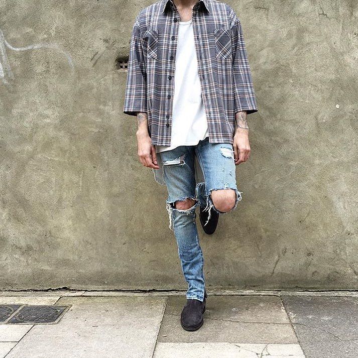LOOKTRENDLOOK's tweet photo. @___rrxii @rr.london .
.
#rickowens #dior #saintlaurentparis #recreatis #hoodbyair #offwhi… https://t.co/y5I5MgfwCm https://t.co/4zBSKt6F5s