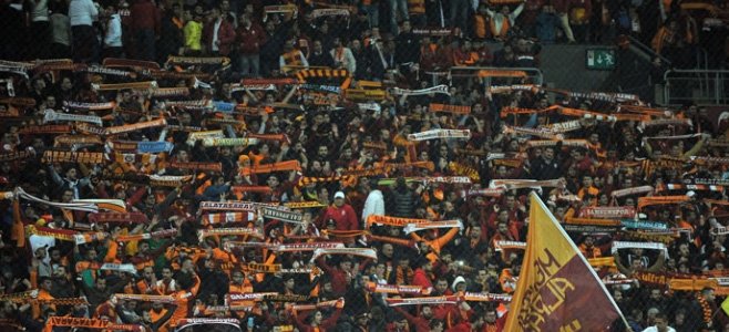 ROMA'DA GALATASARAY'A BIÇAKLI SALDIRI
goo.gl/yGvOKX
#SeviyorsanBence #BenimÜzüldüğümNokta Rusya Türkiye'ye