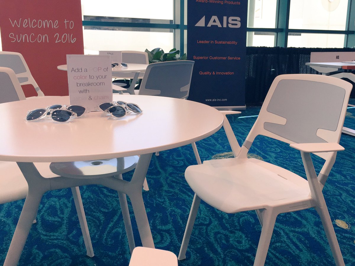 AISSystems's tweet photo. Will you #sitwithAIS? #Maui #SunConFL https://t.co/Uz6qg0PZqb