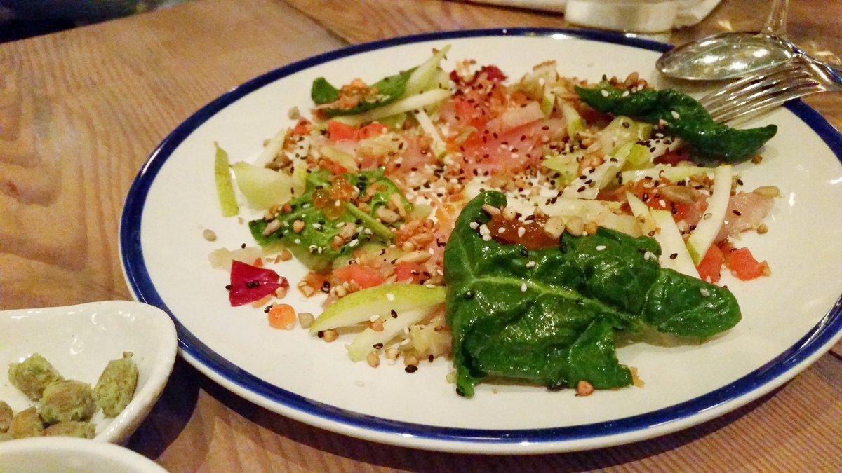 dansgoodside's tweet photo. Great dinner and great company last night at @RoyalDinette in #yvr. Always nice seeing you, ladies! https://t.co/gZU5rAOi1s