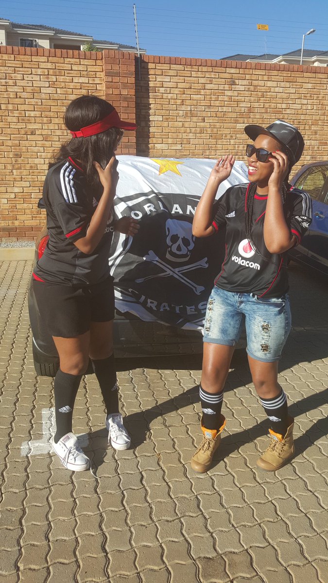 ms_komani's tweet photo. #BucsvsCeltics @VodacomSoccer @OrlandoGhost #Nazoooo #BucsDivas https://t.co/r3z6YgPMUY