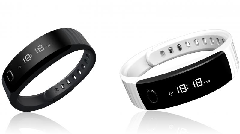 brig_android's tweet photo. Intex Fitrist Unboxing https://t.co/qdccpnzusS @IntexBrand #IntexFitrist https://t.co/eEPyLuXwBc