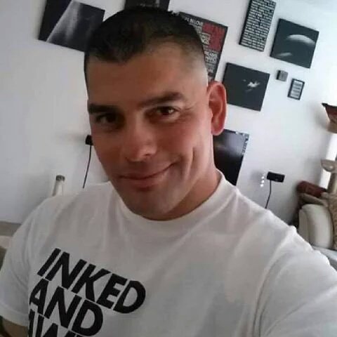 DinaLoving's tweet photo. Scam alert #ladies #women #moms #militaryromancescam #scam #romancescam @amato_22117 @davidjstruna #fraud #alert https://t.co/1Dnn2Rc6YB