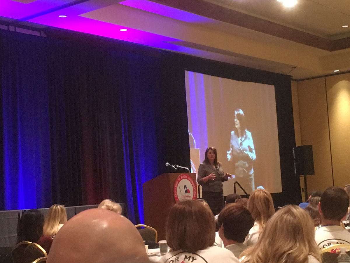 ryanta15's tweet image. "Your brain matters"  @ShannaPeeples #tspra16 #PRFit