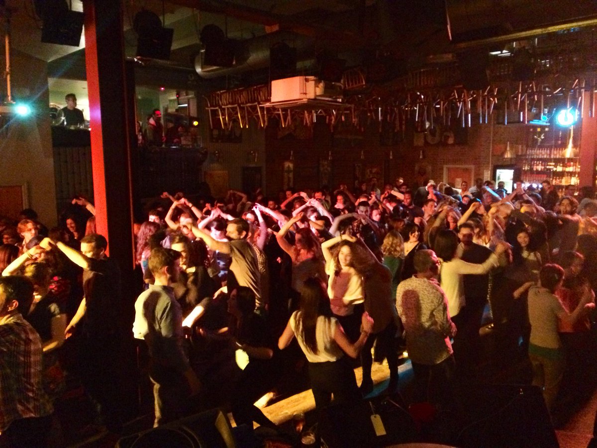 Del Camino tweet media