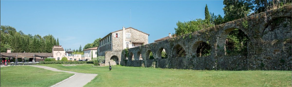 Cannes_France's tweet image. Did you know that there are 11 golf courses only a few kilometres from La Croisette! #Cannes bit.ly/1TAyPaZ