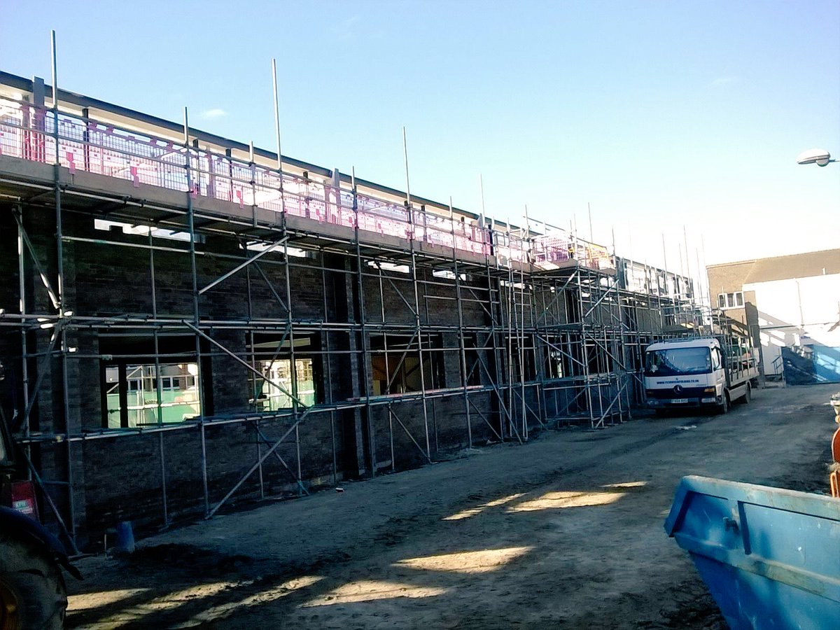 pcbrickworkltd's tweet photo. First floor progressing well @ghsouthhunsley @ghurstltd @southhunsley https://t.co/LaDFg1b30T