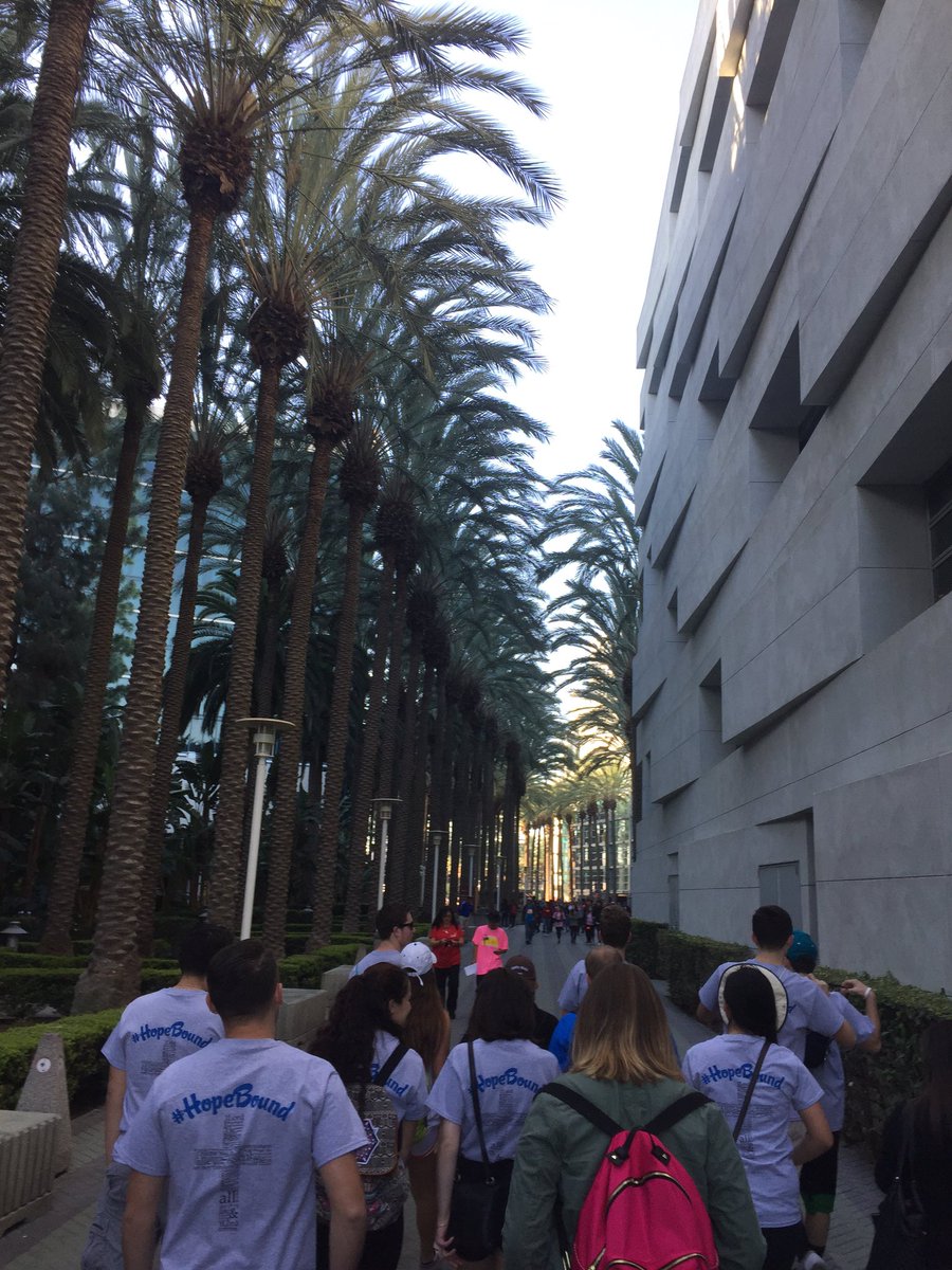 intersectiontm's tweet photo. @LAYouthDay #hopebound #layouthday theIntersection is excited!! https://t.co/RaSE2H1Cca