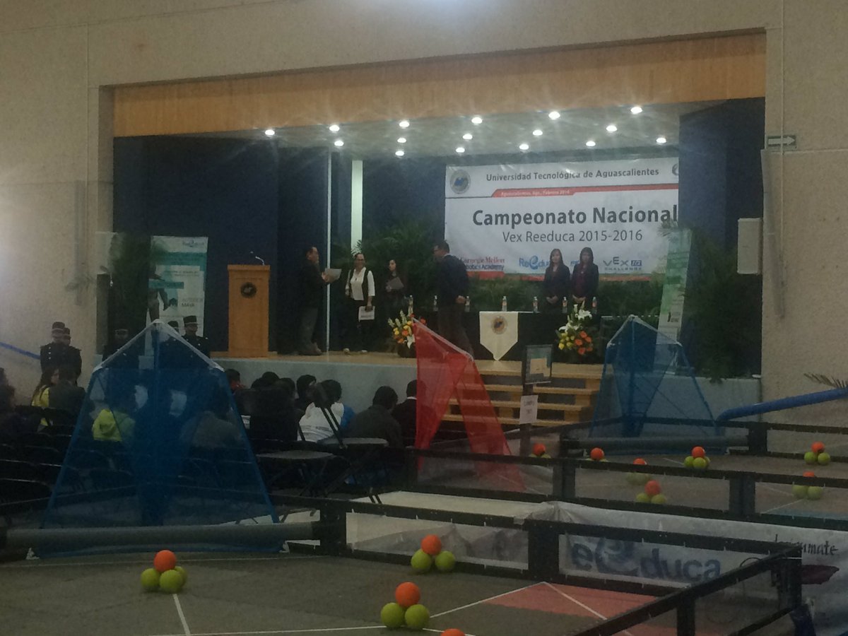 Nickyta_Ortiz's tweet photo. Da inicio la inauguración del campeonato nacional de Robotica @VexroboticsMex en la #UTAgs https://t.co/BZSOz5LZYZ