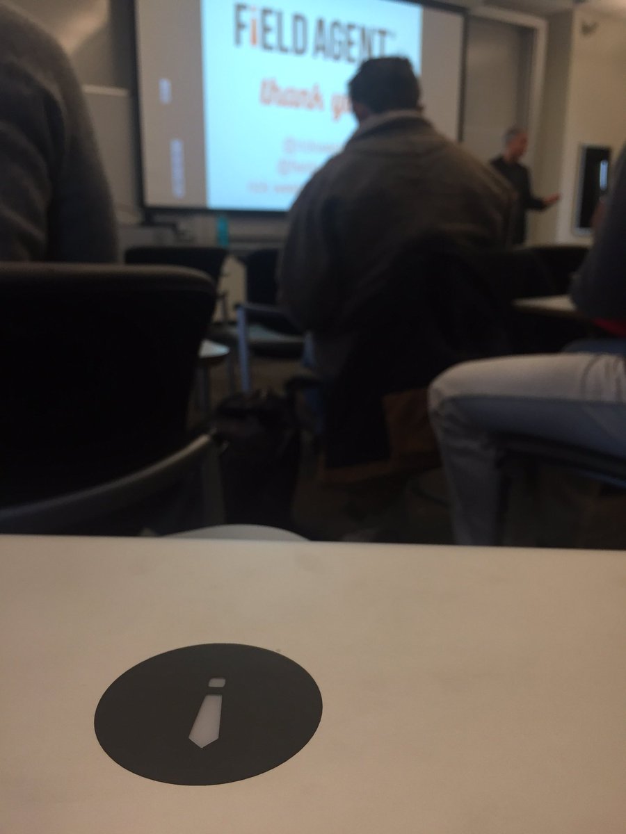 Storesight_AI's tweet image. Thanks @uawaltoncollege for letting @RickWest01 crash your Supply Chain Mgmt class @UArkansas! #AcademicSolutions