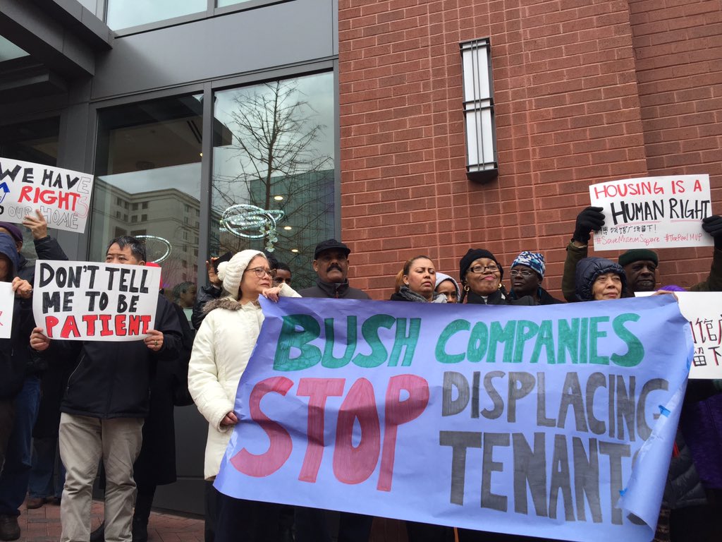 samrozin's tweet photo. 100 residents of Museum Square and Mt Vernon Plaza at Bush offices saying they won't go! https://t.co/TvX6fzrWne