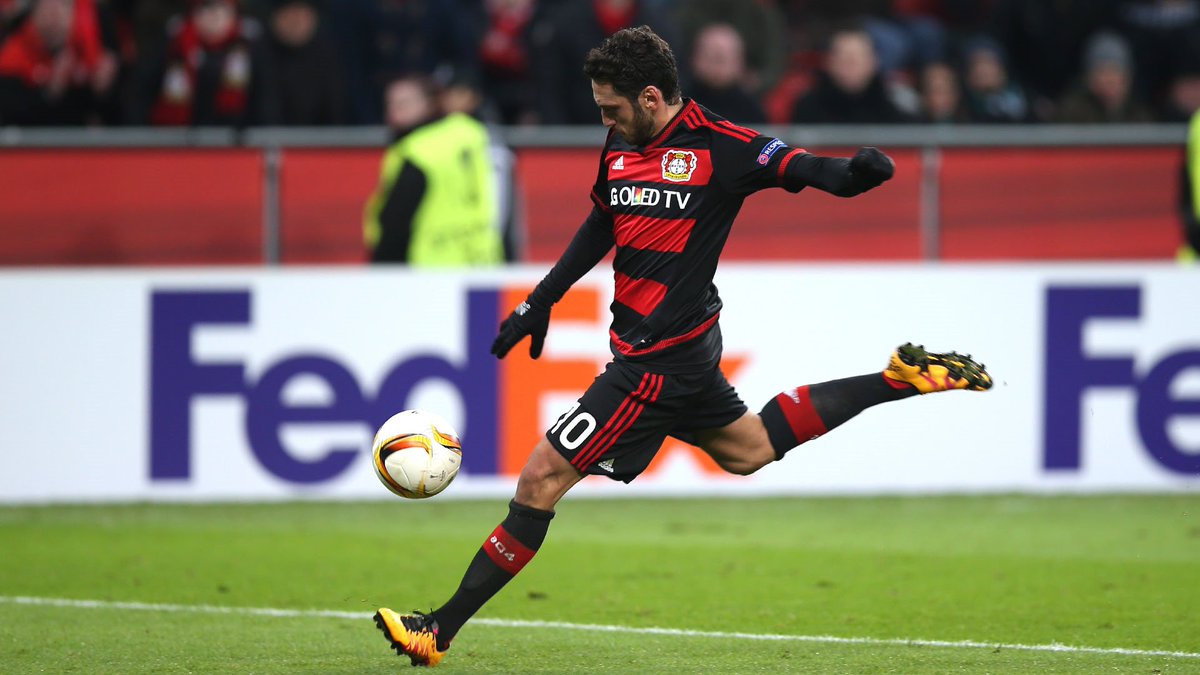 bayer04fussball's tweet photo. RT wenn @hakanc10 euer Spieler des Spiels #B04SCP ist! https://t.co/IZXme9Aqz2