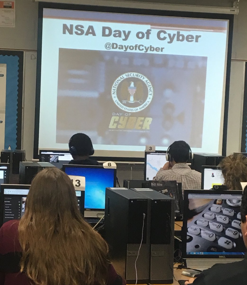 JudyKehr's tweet photo. @AlabamaFBLA Exciting day in #ITHHS class checking out NSA @DayofCyber activities. #hhsbiz #HooverPride #busedu https://t.co/8Di8BSnvou