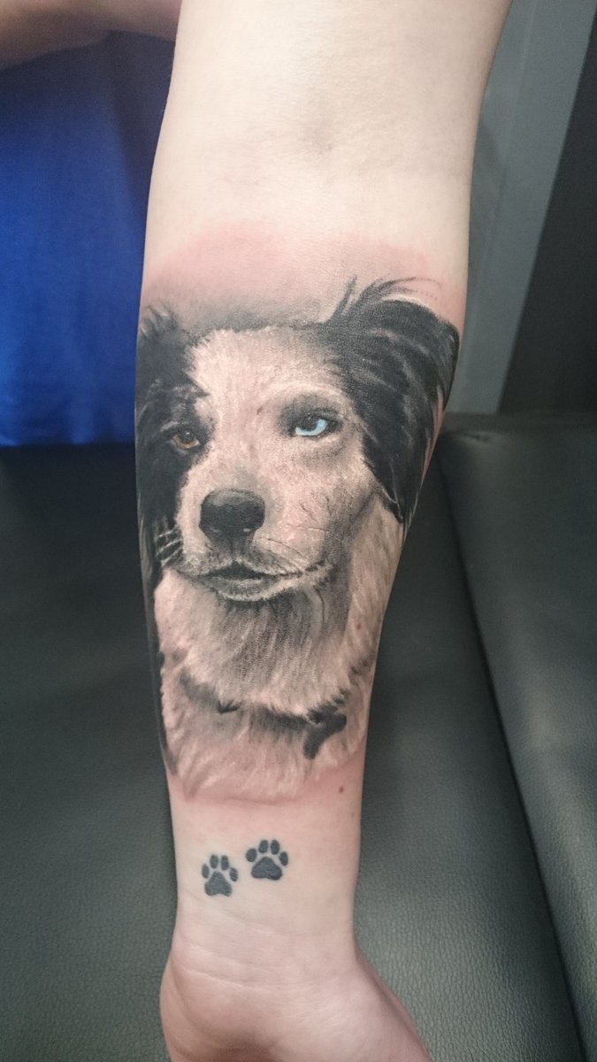 LeesaRobben's tweet photo. I got a new tattoo this week :D https://t.co/8EuLqhehcB