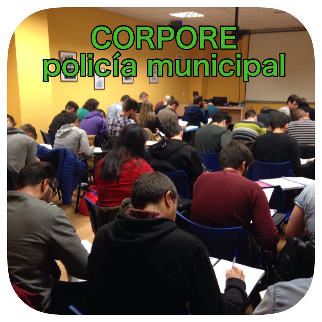 corporepol's tweet photo. Tras 5 duras horas de clase finalizamos, siempre sumando compañeros.

CORPORE 
policías 

Nacional - Municipal https://t.co/6OhlSEqgCs