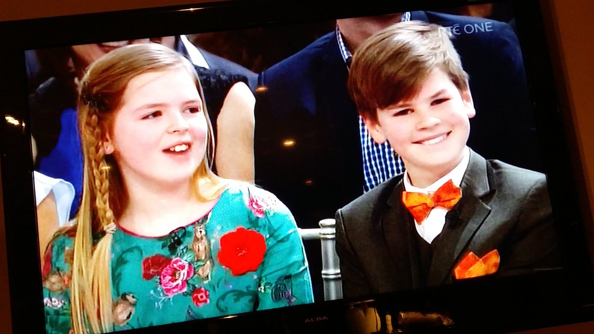 CRYIre's tweet image. What a show and what an entrance @scanlan_clare  #finale #OperationTransformation 
1st 10.5lbs #result #teamClare