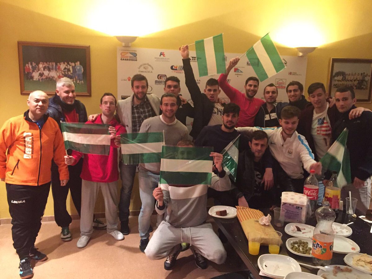 <a href="/Baeza_FS/">Baeza I.P.Calavia FS</a> ns sumamos al día d Andalucía. Retamos a <a href="/LinaresFs/">Linares CF&FS</a> a que demuestre su orgulloandaluz.#28Fsientetuscolores