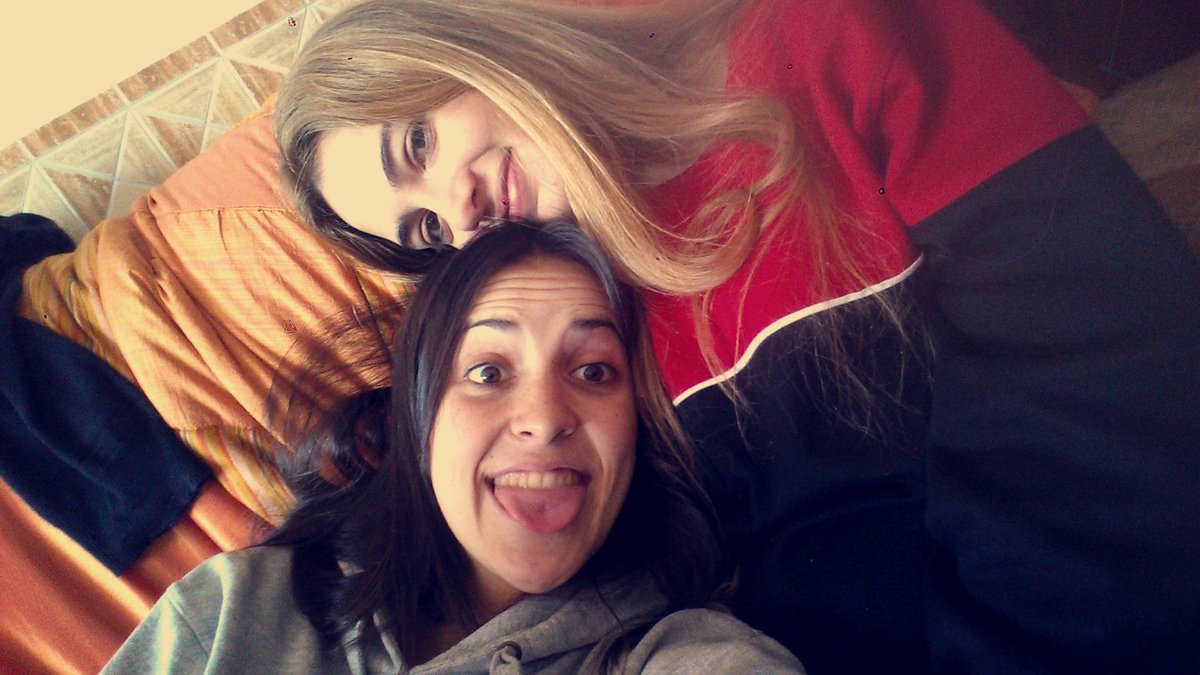 sandraps96's tweet photo. Te adoro. @_CristinaPrieto https://t.co/Fz97VABHsd