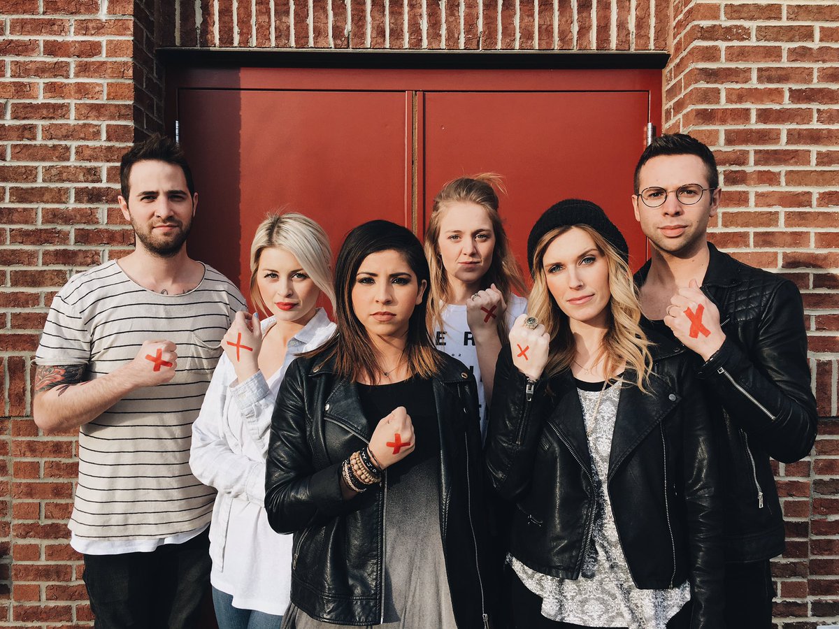 elevation_wrshp's tweet photo. Slavery still exists and this is not okay. We're in it to end it! ❌
#enditmovement https://t.co/u8o1RrOUxF